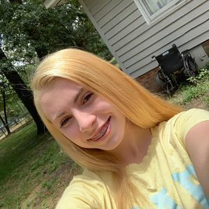 Meet your Posher, Lacie